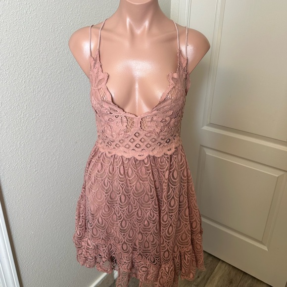 Free People Pink Lace Spaghetti Strap Dress Ss XL - Picture 1 of 4